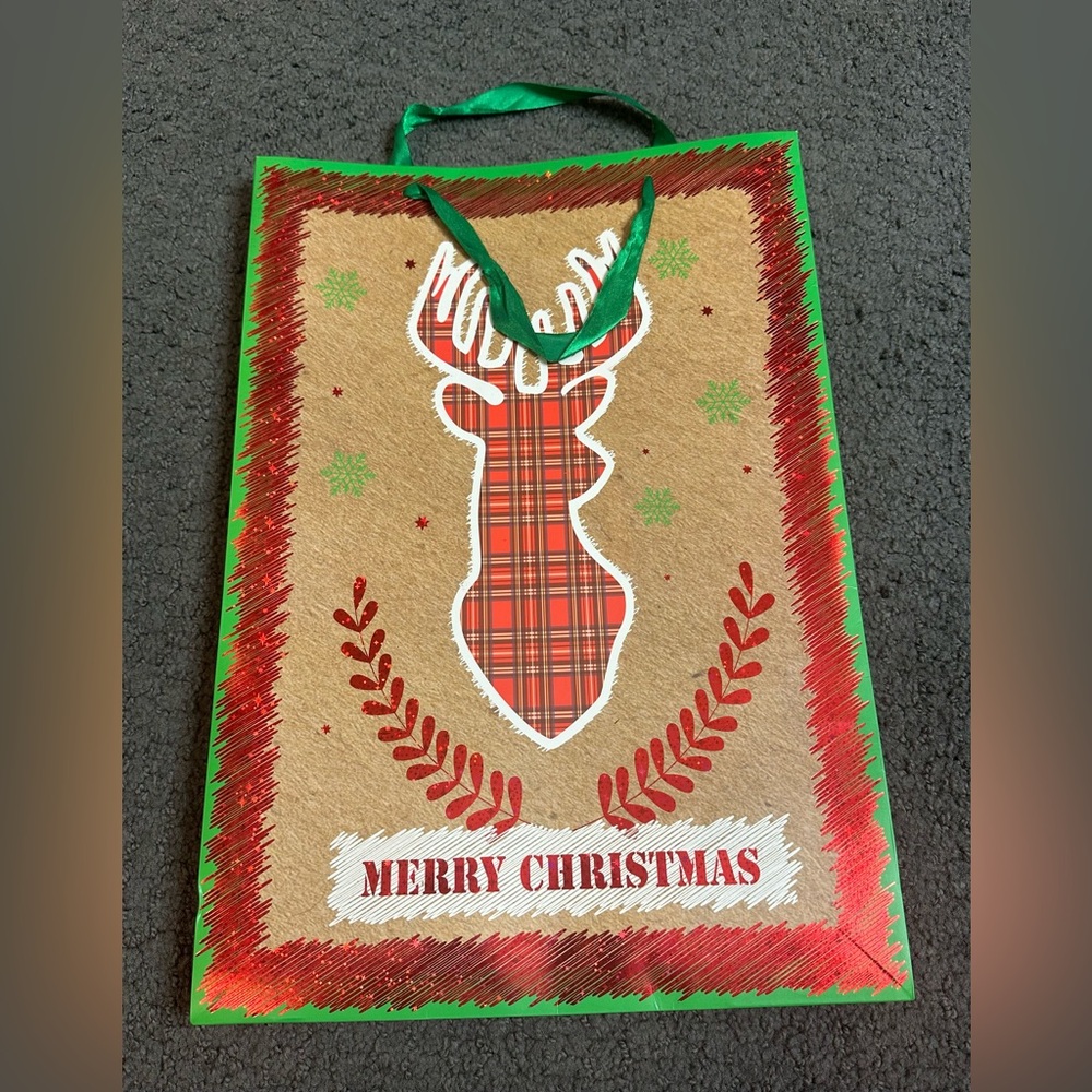 Alef Plaid Red Deer Merry Christmas Gift Bag Green Tan 12” x 17.5” x 4.75”